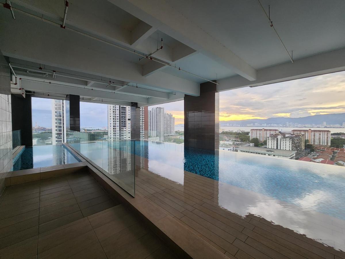 Praicon Tower - Premium Suite Баттерворт Экстерьер фото